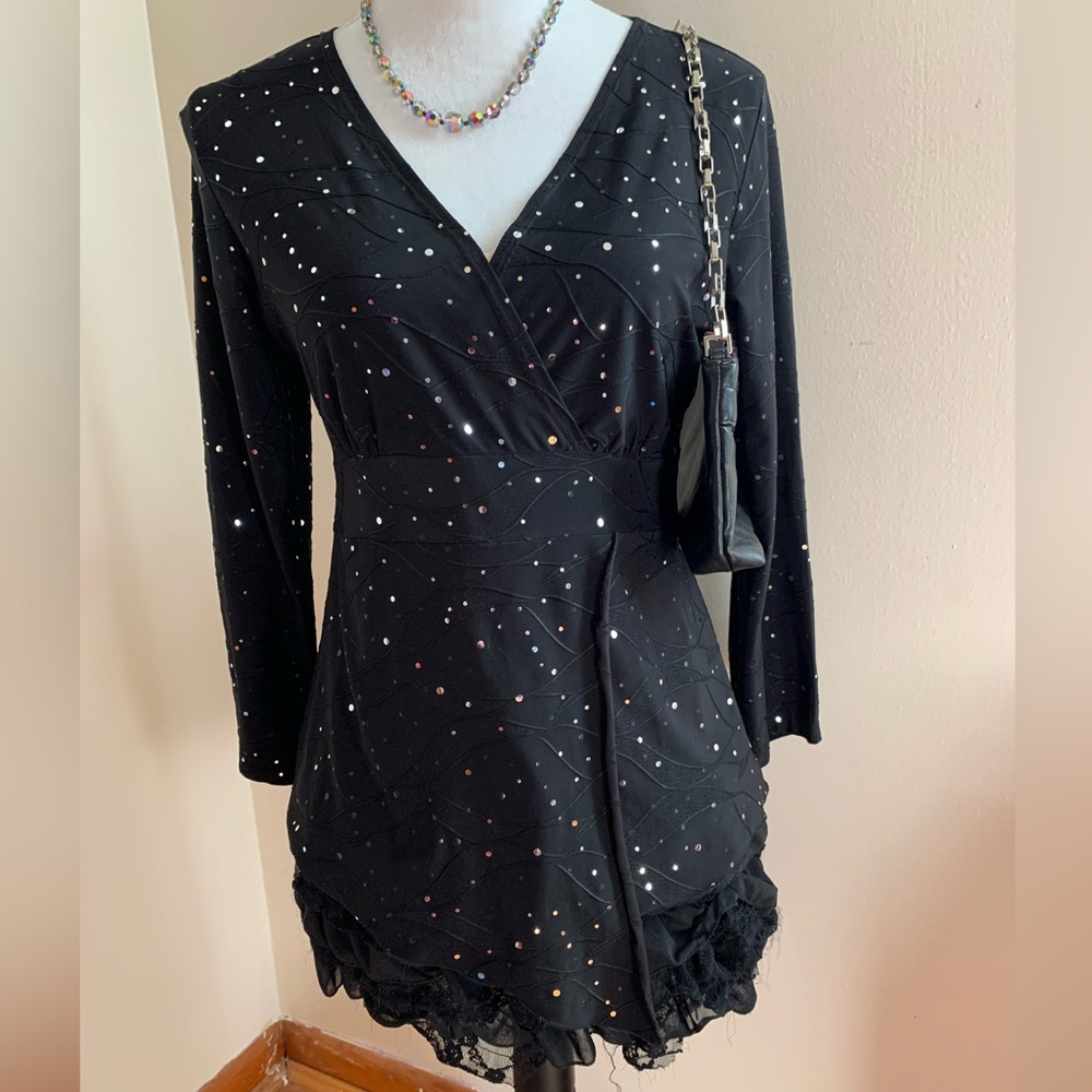 Chic Black blouse sparkles silver Accents